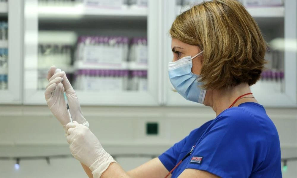 Τελευταία στην ΕΕ η Ολλανδία: Την Τετάρτη ξεκινά τους εμβολιασμούς